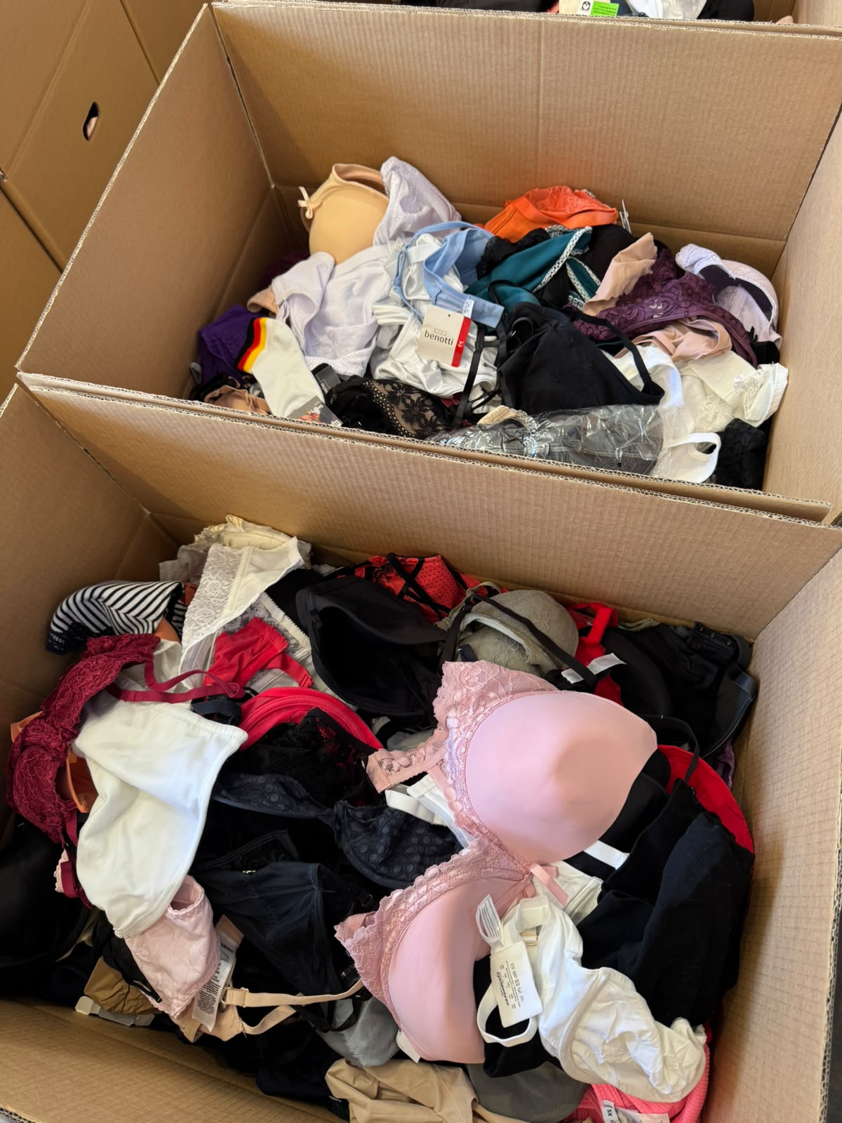 25 Kg - Intimo Crema - Wholesale budget from Cannontex S.r.l., Italy