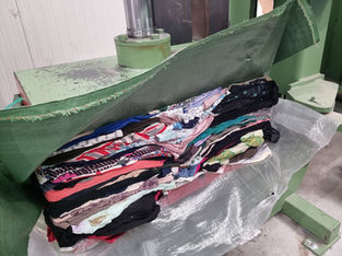 Grade A Used Clothing Sample - Wholesale budget from Class Trading, Belgium