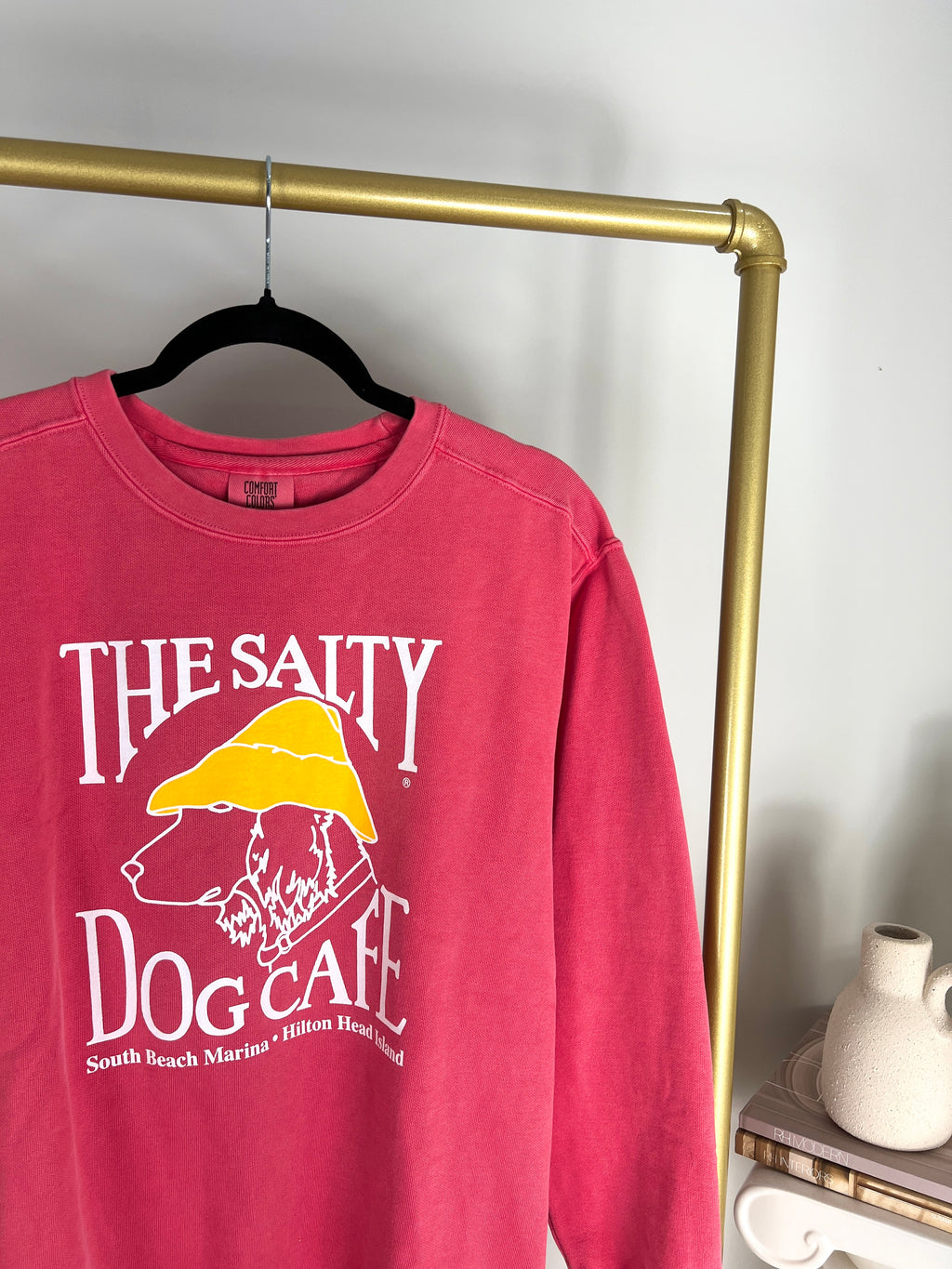 THE SALTY DOG CAFE HILTON HEAD CREWNECK - Wholesale boho from Closet From Hell, Canada