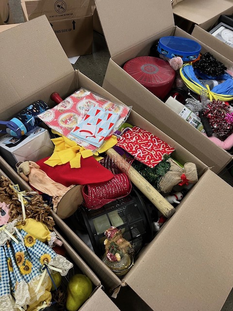 Bric Brac - Prive Store - Wholesale budget from Credential Used Clothing, United States