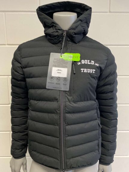 Partij dames-, heren- en kinderkleding In Gold We Trust – 2.174 stuks - Wholesale fashion from Cube Company, Netherlands