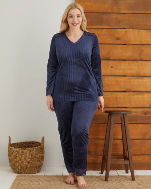 Kadın Büyük Beden Kadife Dantelli Pijama Takımı - Wholesale casual from Çuhadar İç Giyim, Turkey