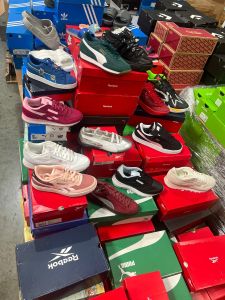 Reebok and Puma Mixed stock lot sneakers 100 pairs. - Wholesale accessories from Efashion Wholesale, United States