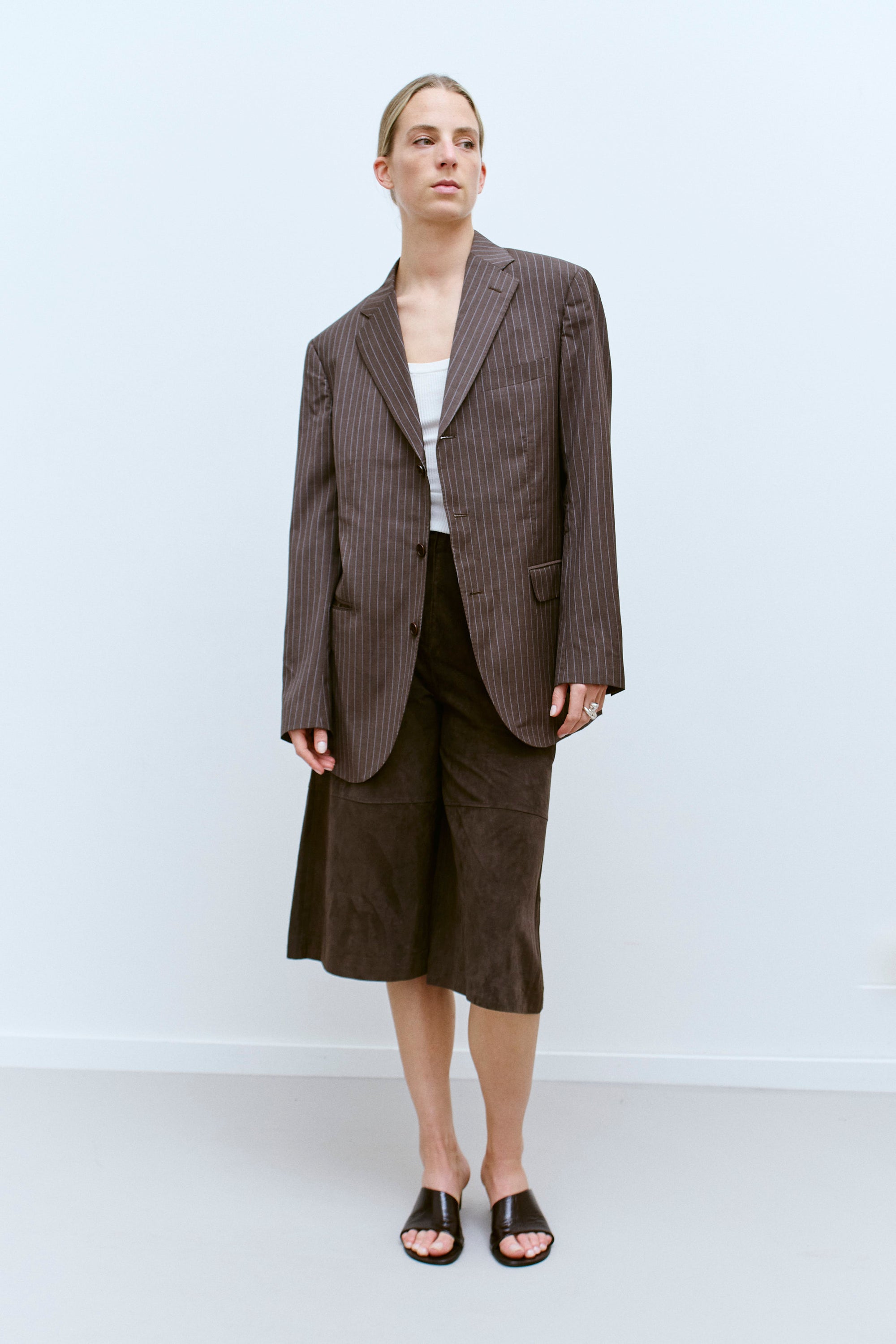 BOGGI MILANO PINSTRIPE BLAZER (S/M) - Wholesale accessories from ENSO Vintage, Netherlands