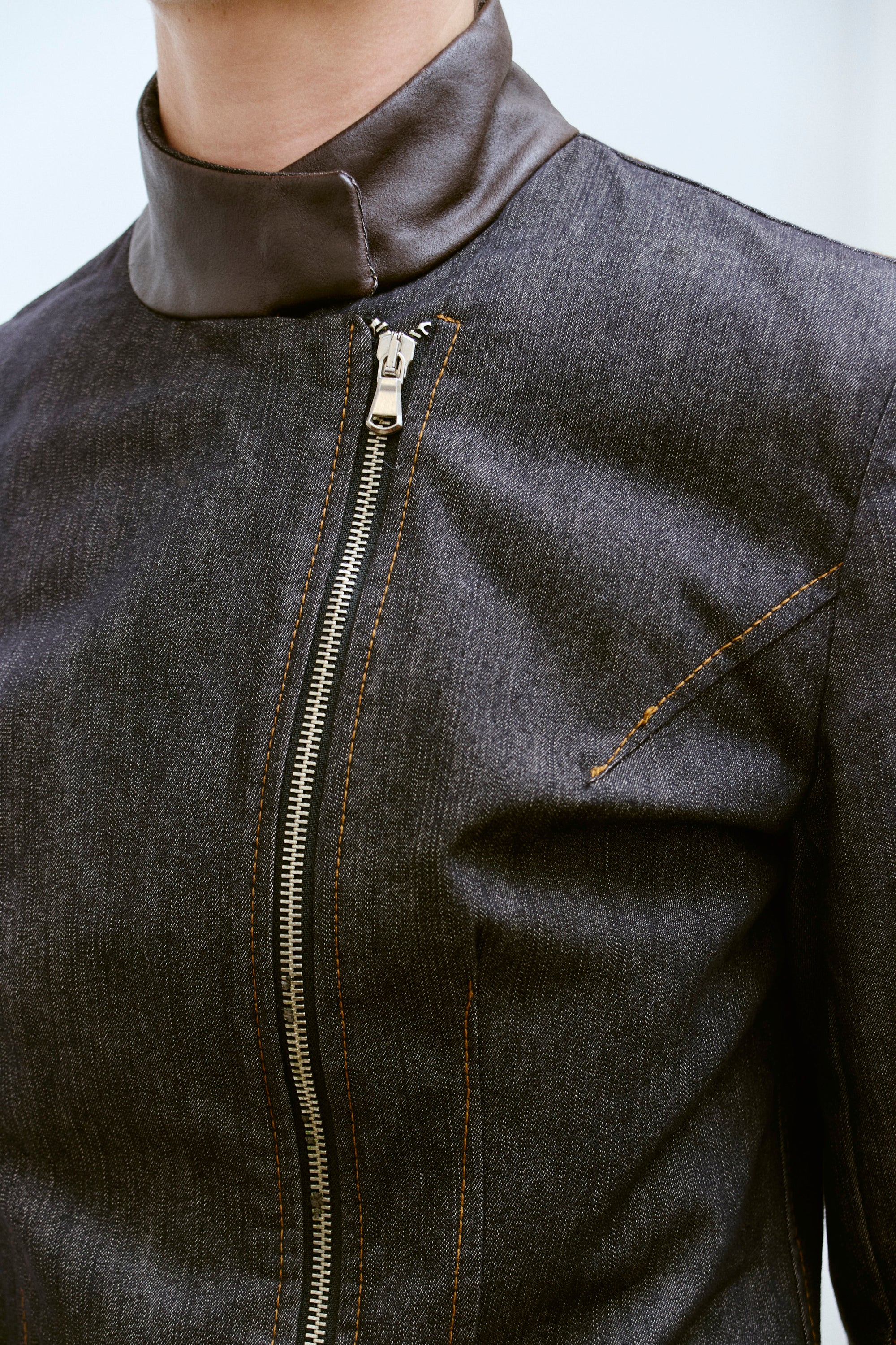 THE TRIM DENIM JACKET (S/M) - Wholesale accessories from ENSO Vintage, Netherlands