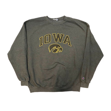 Vintage Champion Iowa Hawkeyes Graphic Sweatshirt - Wholesale casual from F as in Frank, Canada