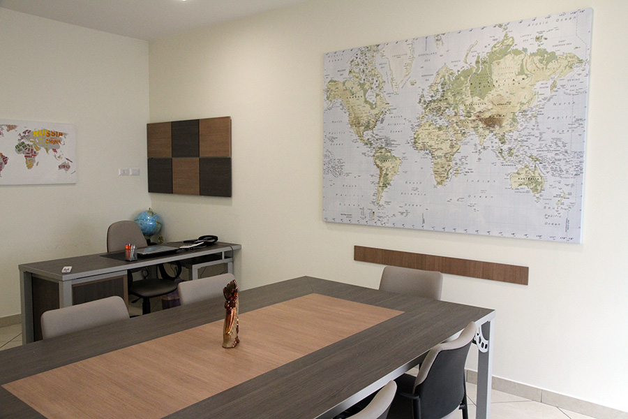 Abbigliamento Usato 4 - Wholesale budget from Fratelli Mondola, Italy