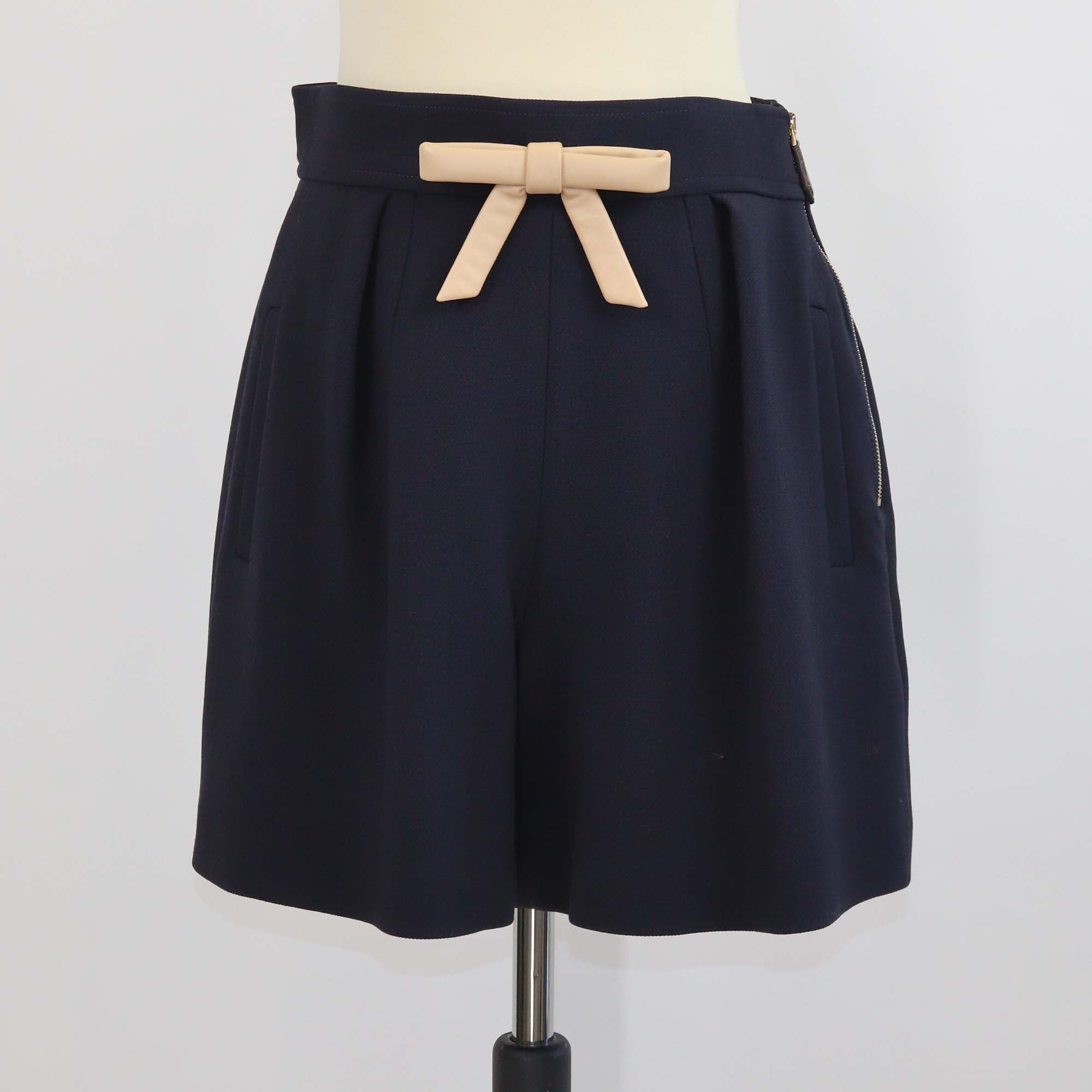Louis Vuitton Navy Blue Wool with Bow Leather Mini Short - Wholesale 00s from Garderobe, United Arab Emirates