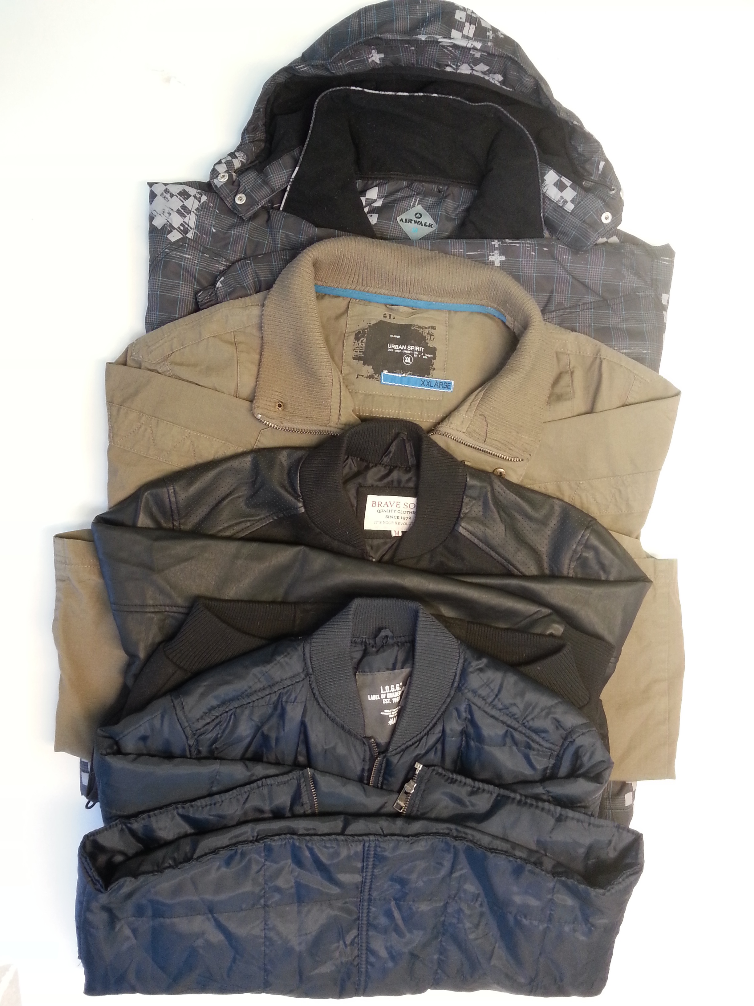 Winter Top Quality Clothes - Wholesale bags from Globale Trading, Belgium