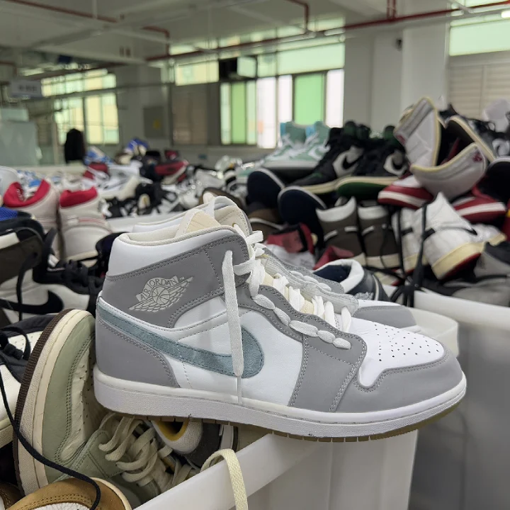 Used Washed Shoes - Wholesale boho from Hissen Global, China