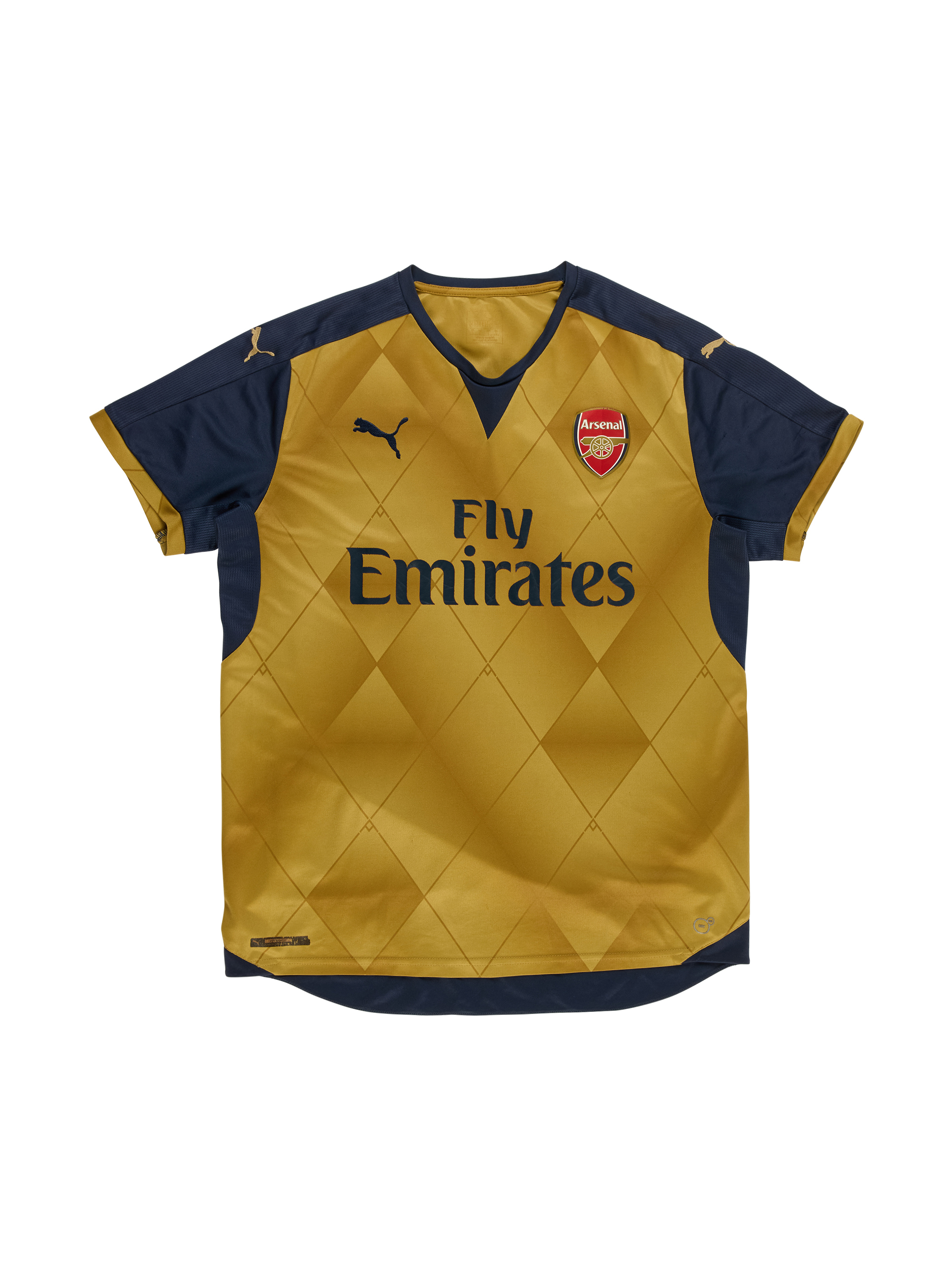 ARSENAL - 2015/16 - AWAY SHIRT - Wholesale boho from Humana Vintage, Italy