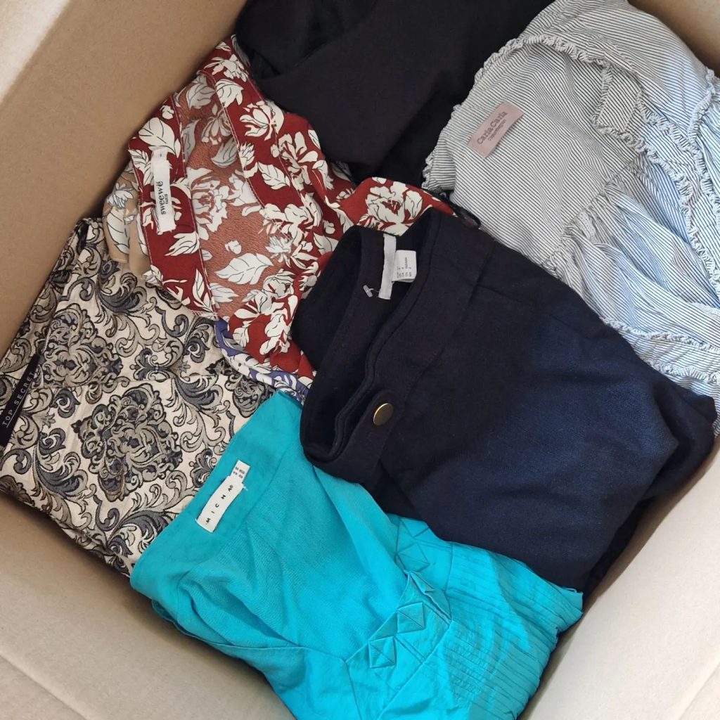 Sample Clothing 1 - Wholesale budget from Hurtubran, Poland
