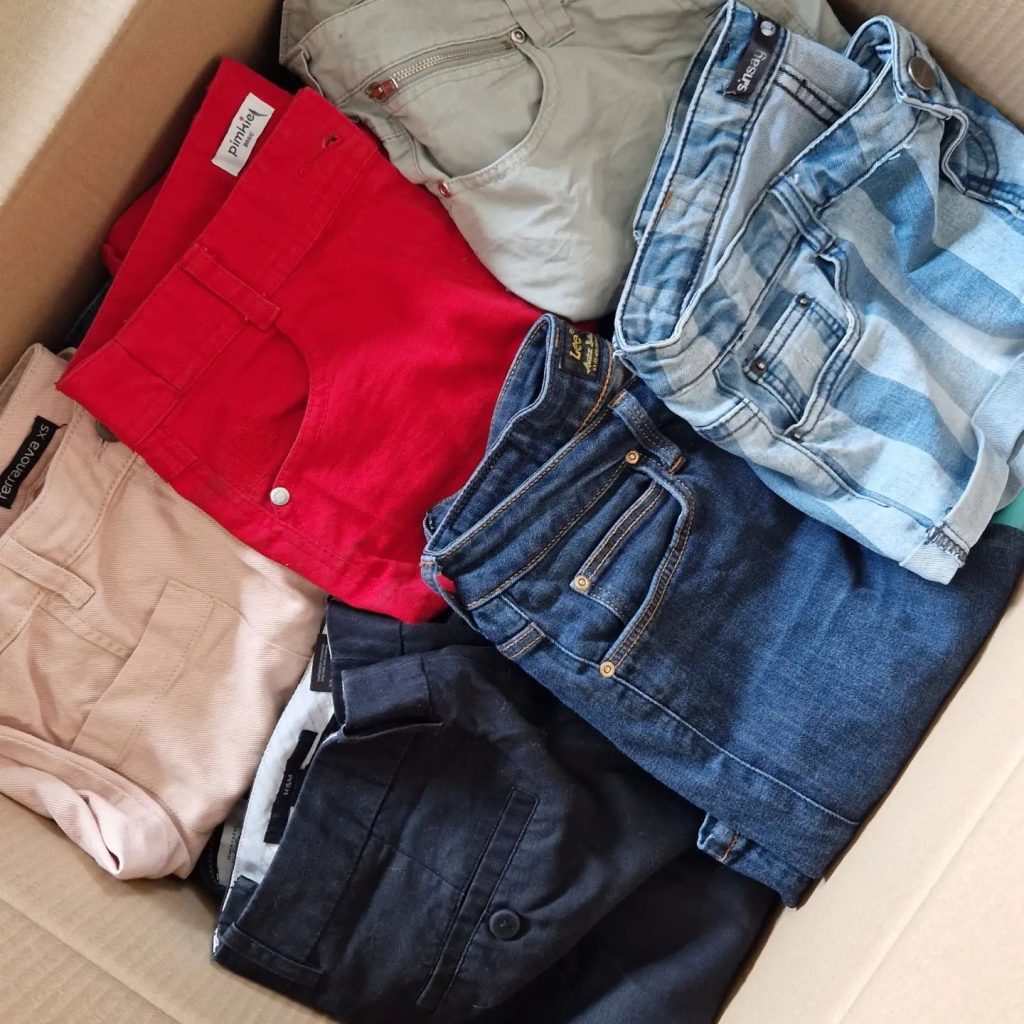 Sample Clothing 2 - Wholesale budget from Hurtubran, Poland