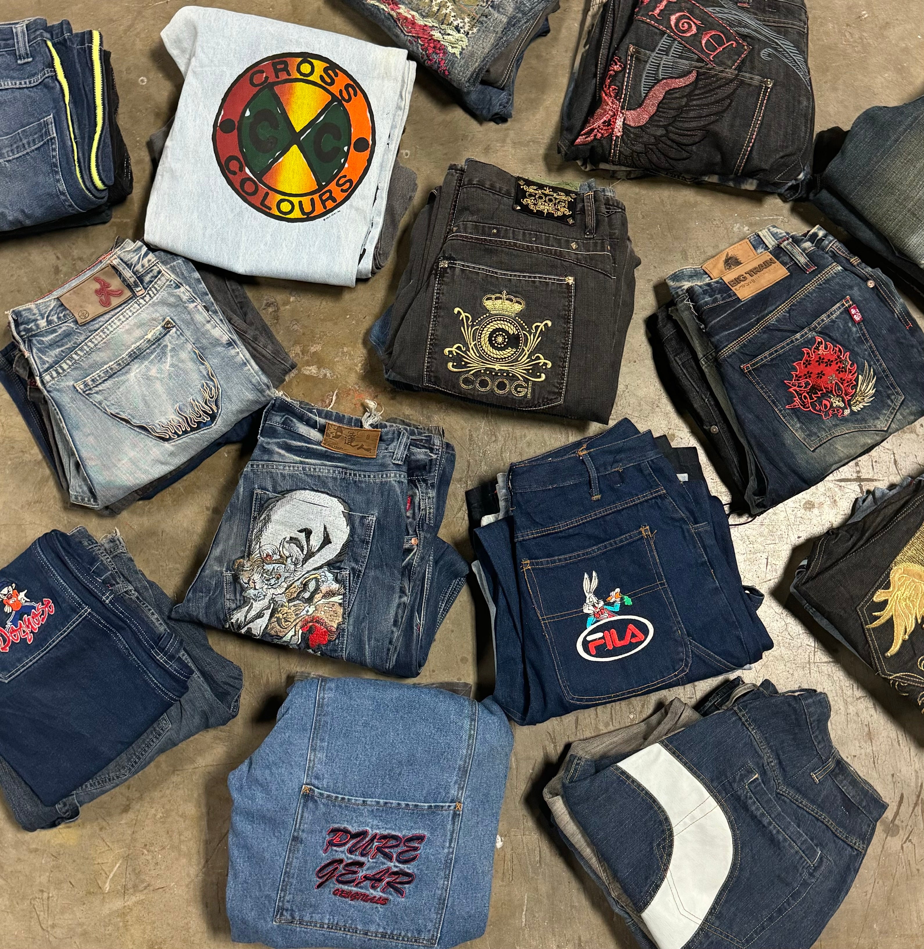 Y2K Pants Wholesale Bundle - Wholesale budget from Hype Vintage Wholesale, 