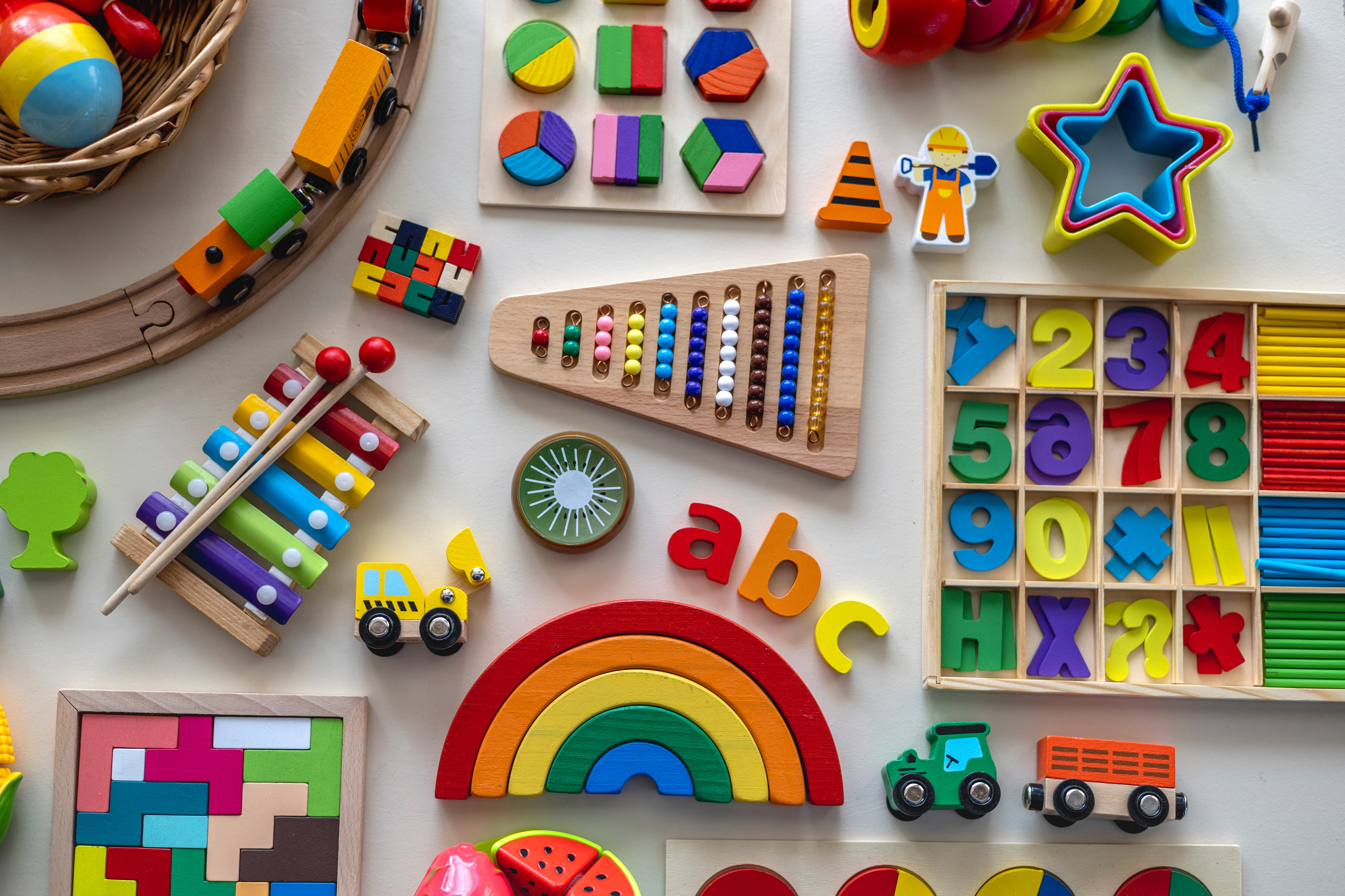 Colorful Toys - Wholesale budget from Jira Preloved, Mexico