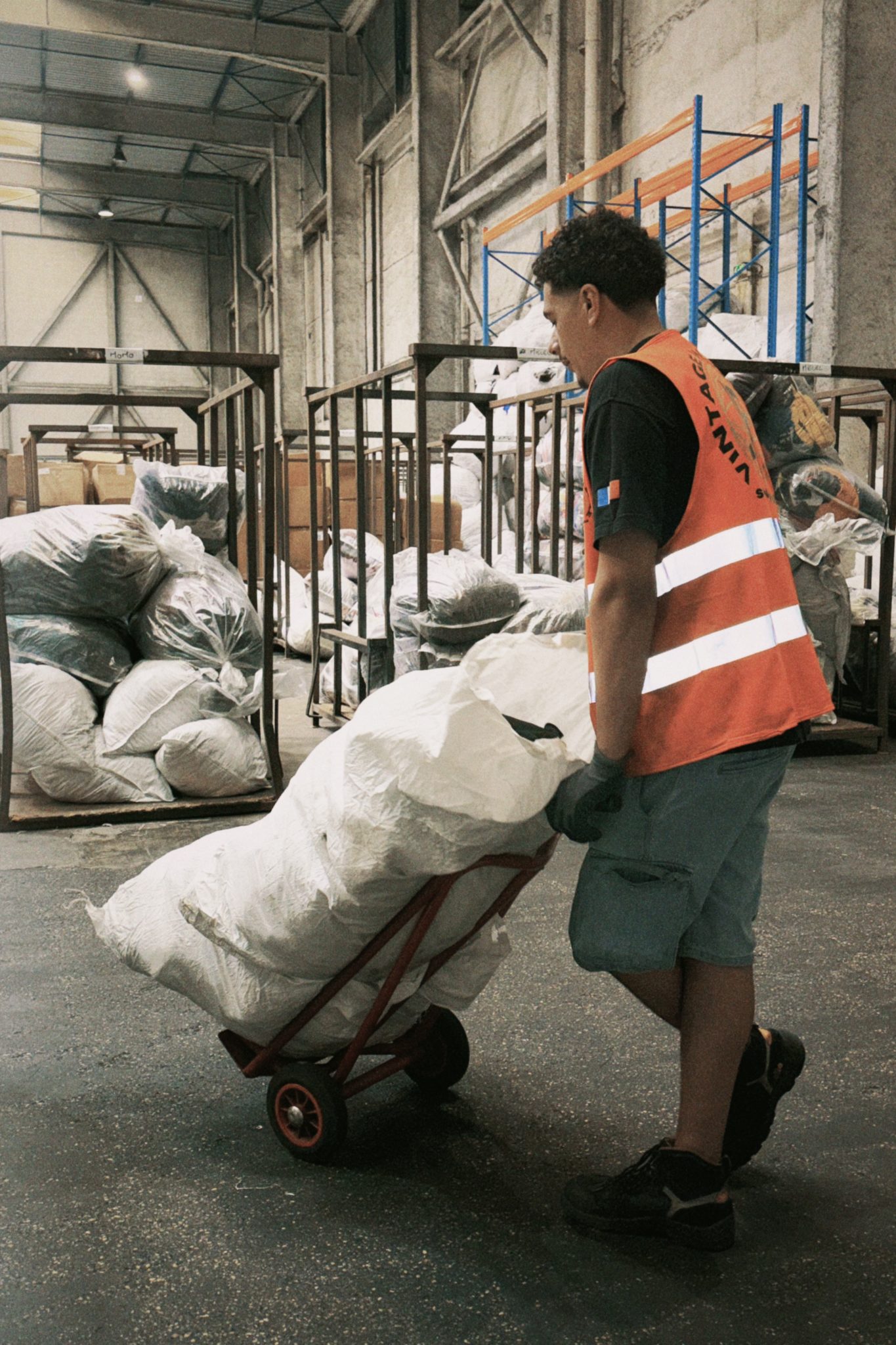 Levi's Vintage Denim - Wholesale 00s from Jonathan Frip’s, France