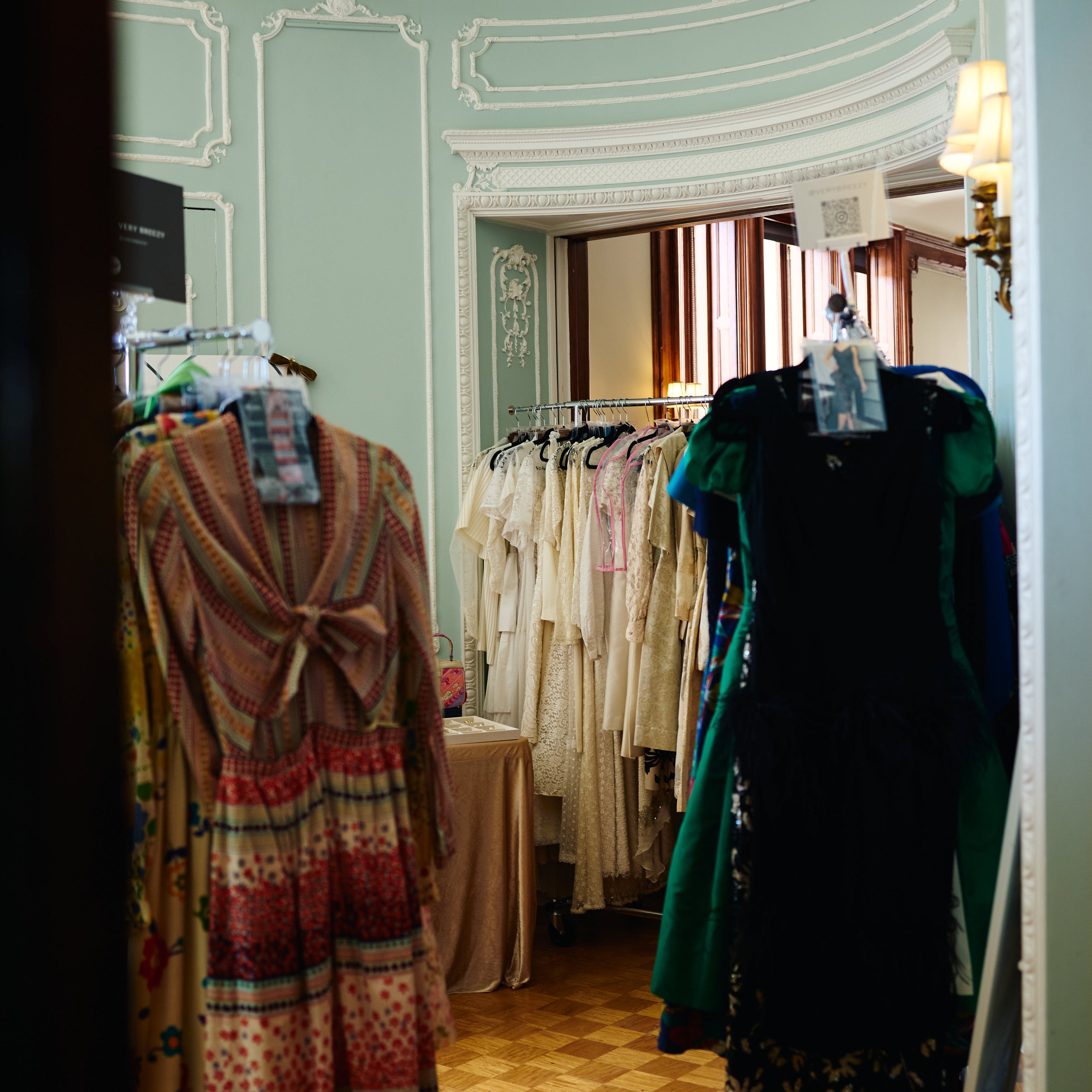 Vintage Dress 1 - Wholesale 80s from Manhattan Vintage, United States