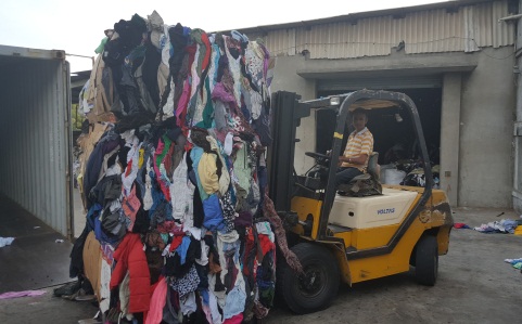 Sorted Shoes - Wholesale budget from Maruti Exports, India