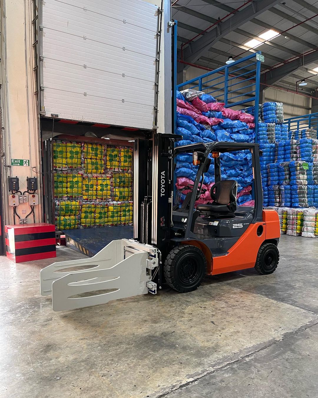 Assorted Vintage Clothes - Wholesale casual from MS Group Textiles, United Arab Emirates