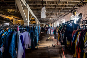 Pixel 196 - Wholesale 80s from Pixel 19 Vintage, United States