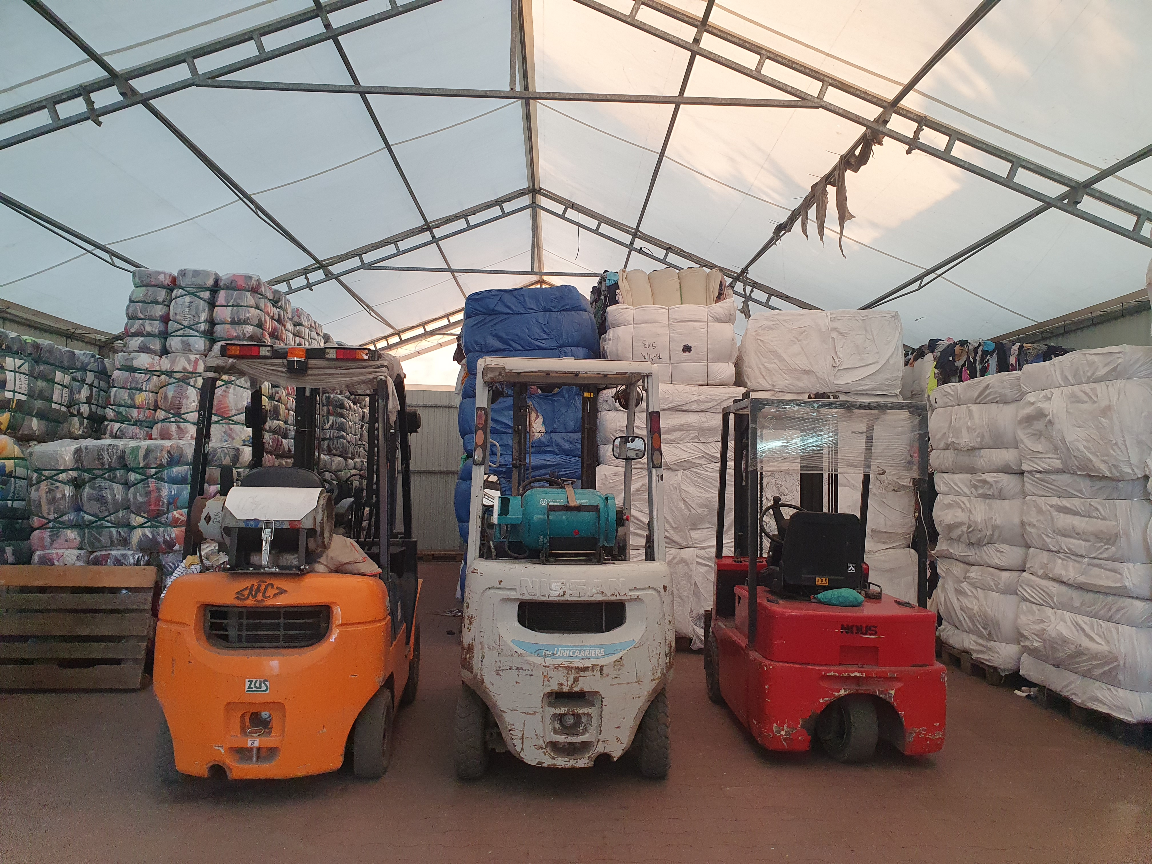 Used Clothing for Polish and European Market - Wholesale budget from Radox Textiles, Poland