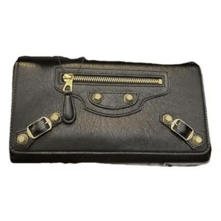 Wallets - Wholesale accessories from Re-Loved Luxury, Bahrain