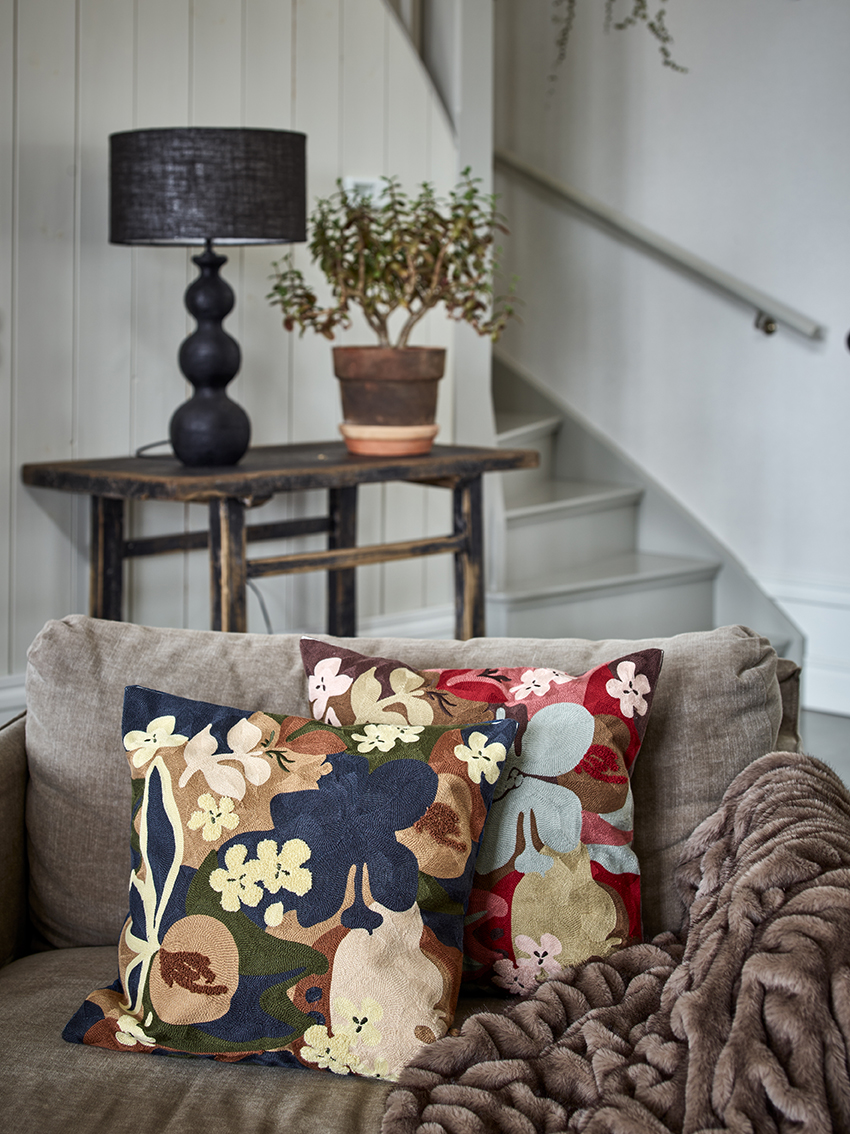 Redlunds AW26 KUDDAR OCH PLÄDAR - Wholesale home textiles from Redlunds, Sweden