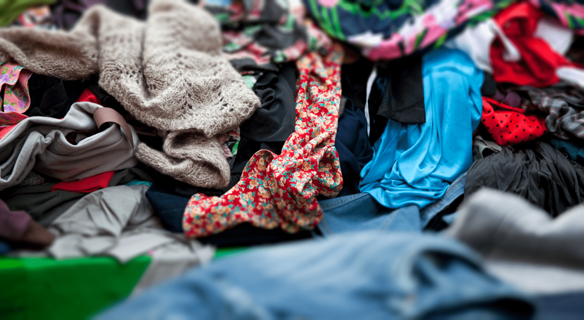 Best Quality Used Clothes - Wholesale accessories from SAZTEX, Pakistan