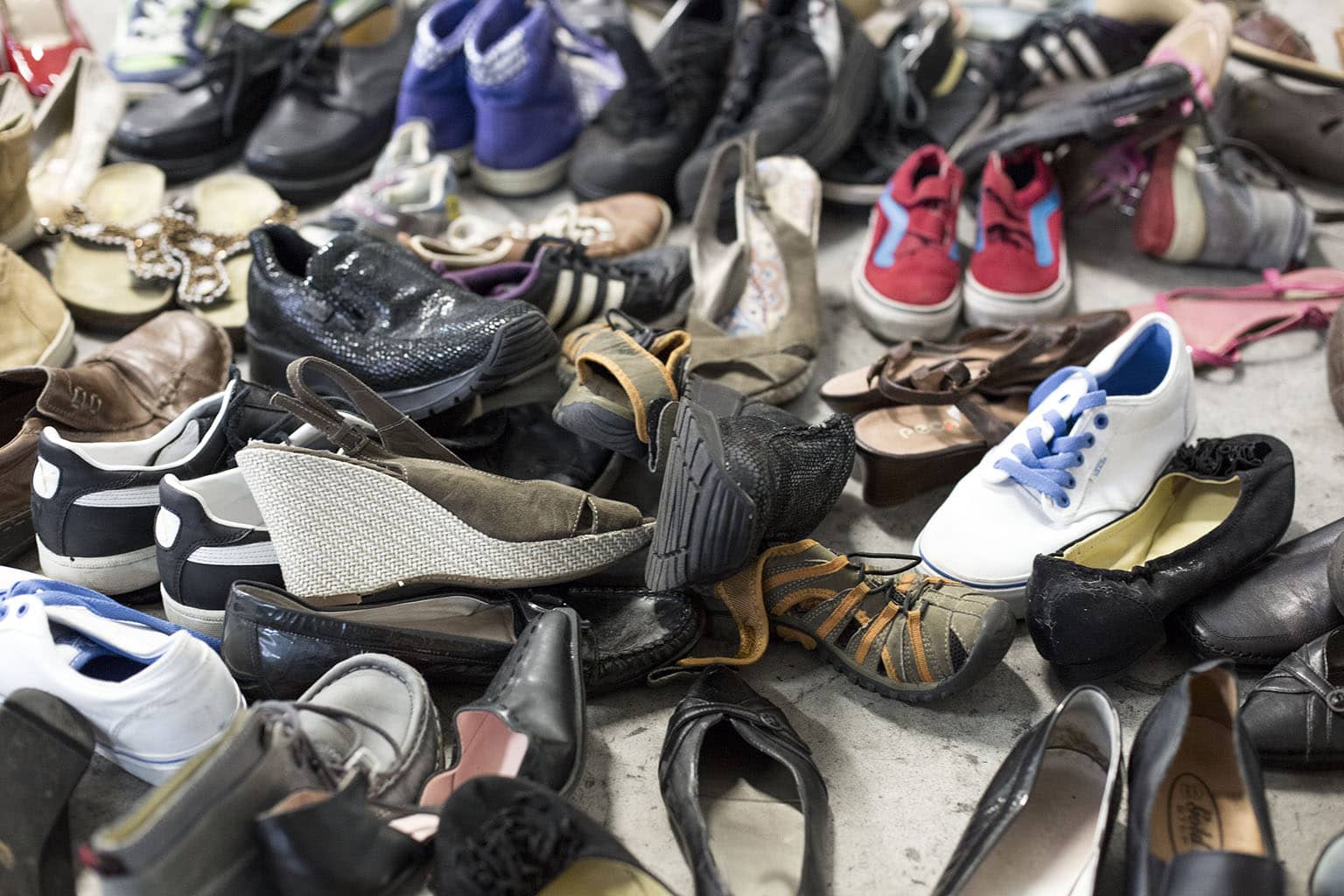 Used shoes grade A - Wholesale budget from Secondhand Export, Spain