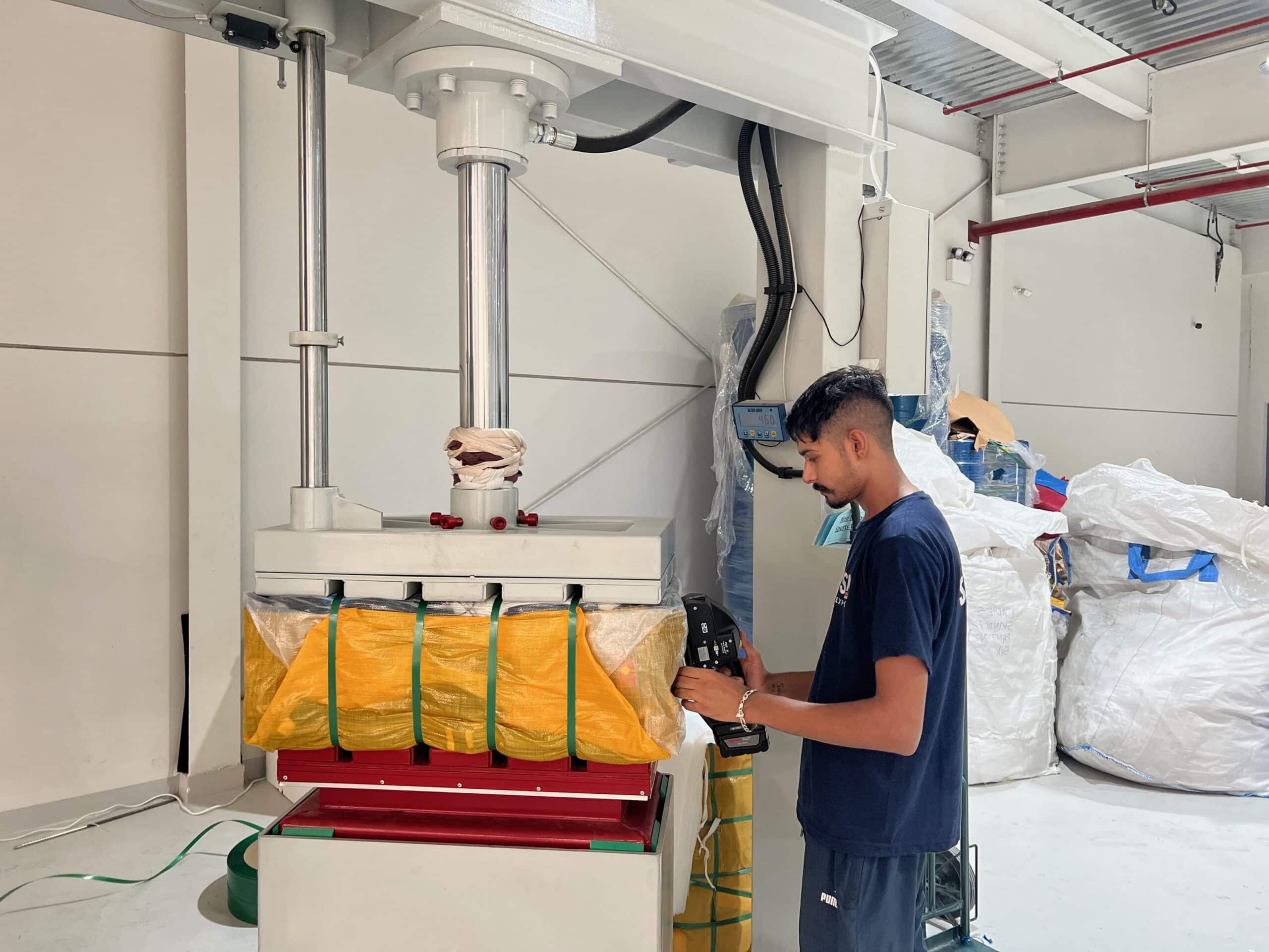 Packaging Process - Wholesale budget from SK Export FZC, United Arab Emirates