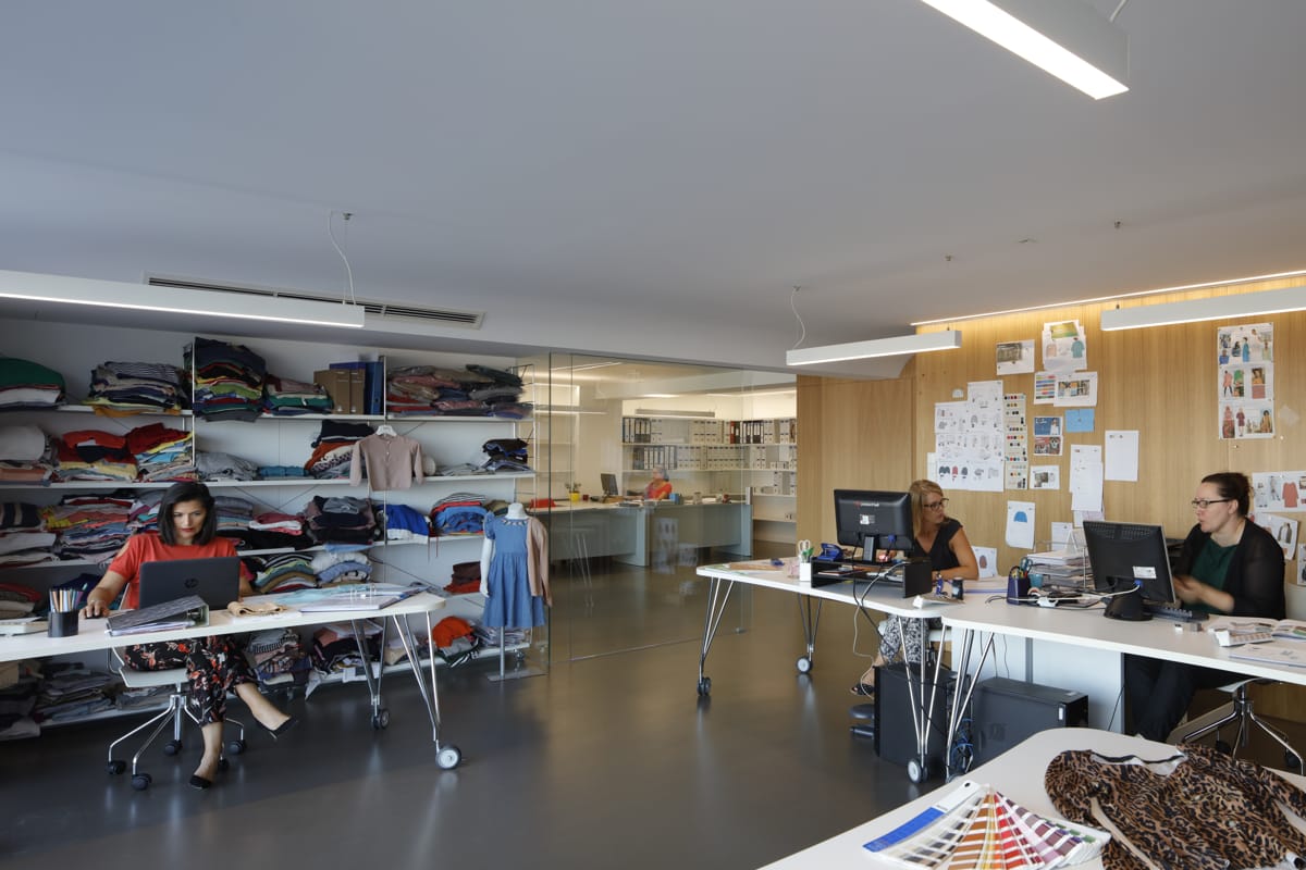 Office Image 1 - Wholesale designer from Smart Knitwear Management, Spain