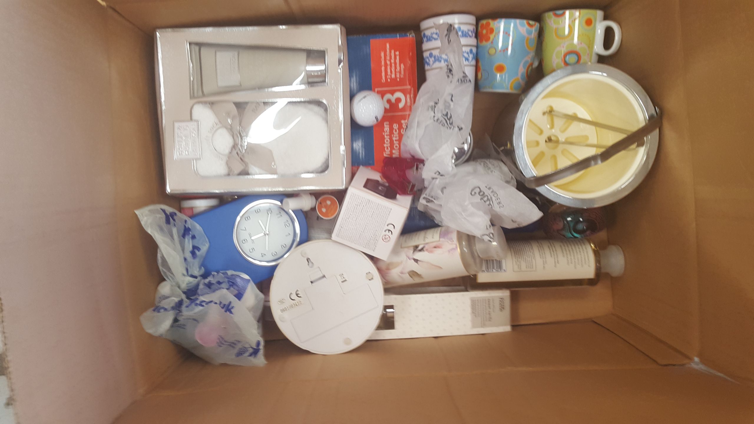 Bric-a-brac collection - Wholesale budget from UK Clothing Caravan, United Kingdom