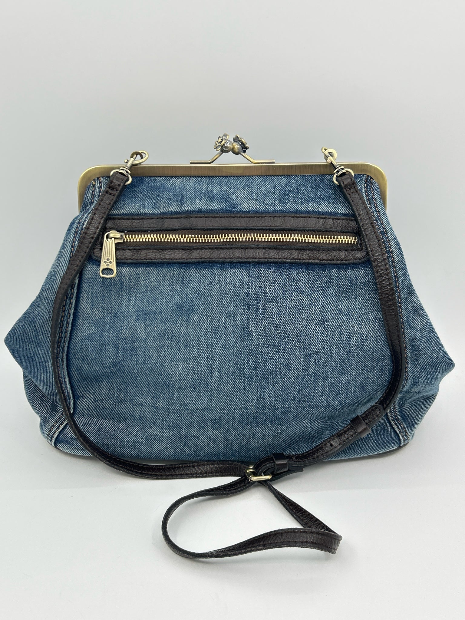 PATRICIA NASH BLUE DENIM Women Purse - Wholesale consignment from Urban Renewal Consignment, United States