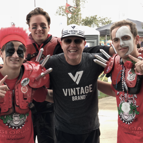 Tailgating Drinkware - Wholesale budget from Vintage Brand, United States