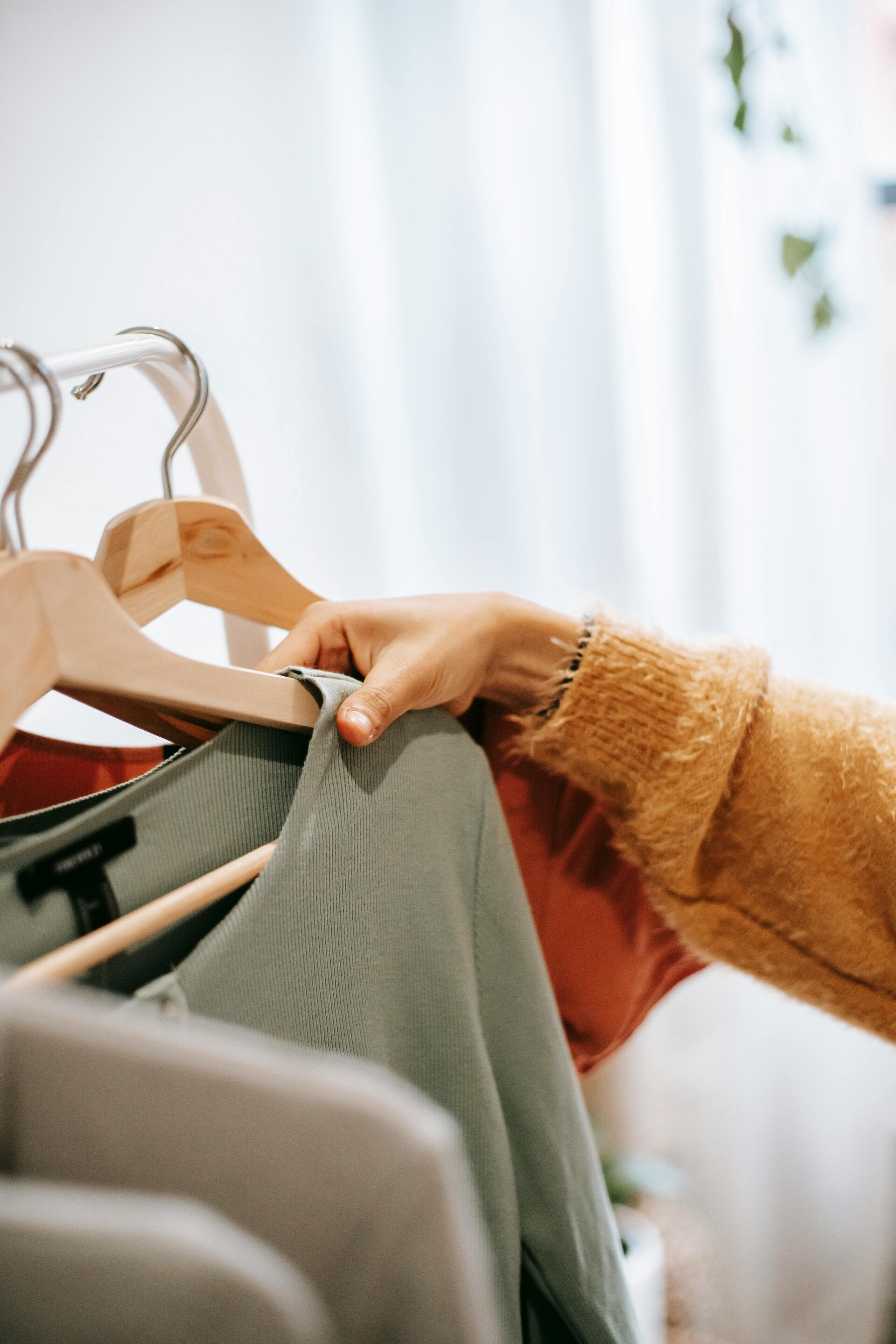 Vintage Clothing - Wholesale accessories from Vintage Style UAE, United Arab Emirates