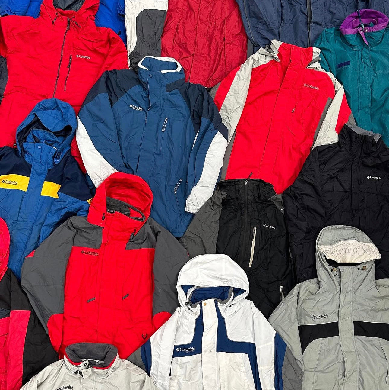 10 x BRANDED TECH JACKETS GRADE A - Wholesale casual from Vintage Wholesale Store, United Kingdom