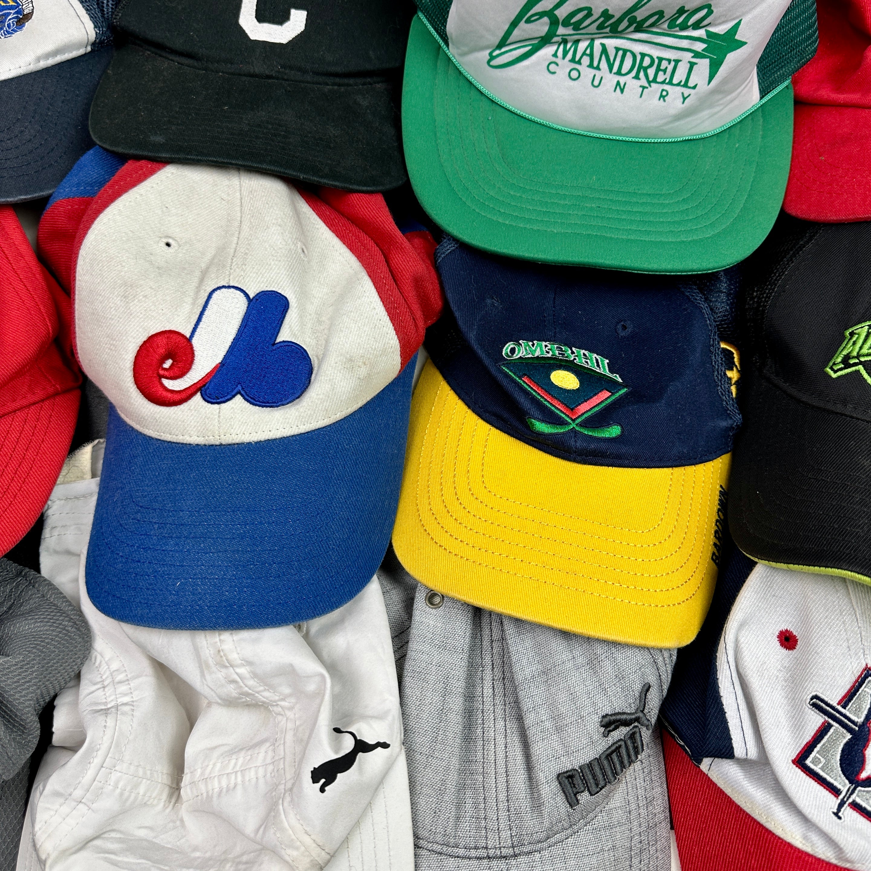 10 x MIXED CAPS GRADE A - Wholesale casual from Vintage Wholesale Store, United Kingdom