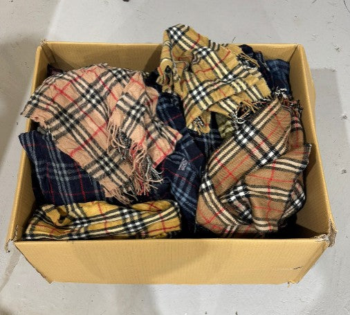 Branded Reseller Box x 7 Pieces - Wholesale casual from Vintage Wholesale UK, United Kingdom