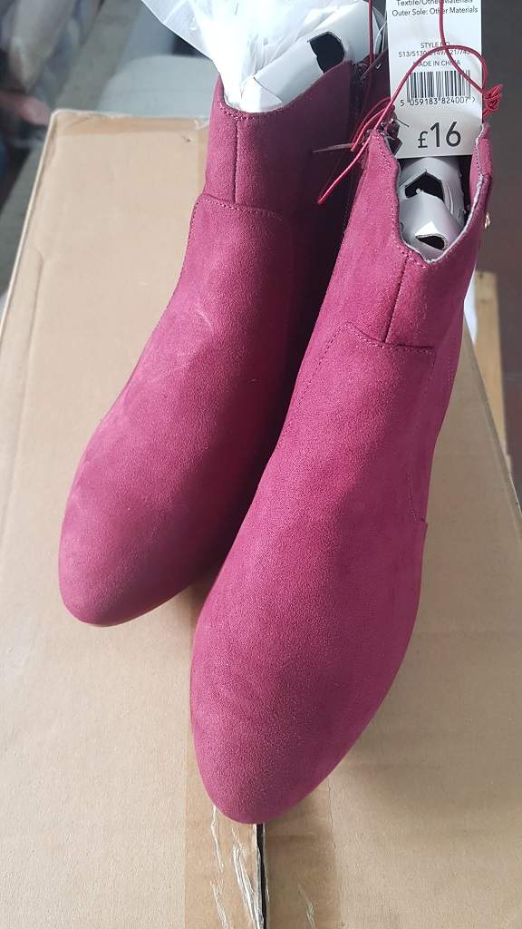 Brand new ankle boots - Wholesale budget from Worth The Weight, United Kingdom